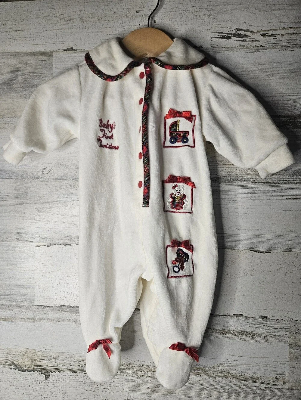 Vintage Christmas Onsie 0-3 Month Baby Christmas Outfit Like new Velvet Cotton